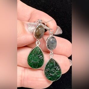 created carved diopside and genuine labradoriteTeardrop Earrings/925